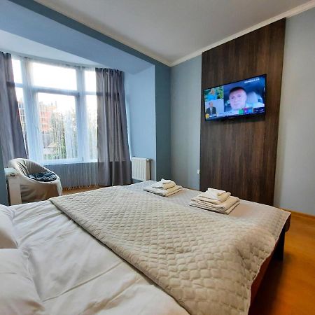 Lux.Ap4You.If Ivano-Frankivsk Exterior foto